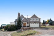 Buttercup Beauty - Fire Pit & Views, Sleeps 21