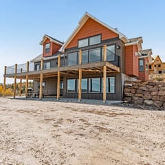 Heider Cabin - Lake & Mountain Views, Sleeps 21