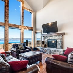 Two Bear Lodge - Sleeps 40, Pools & Beach Access