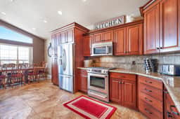 The Lakehouse - Lake Views, Sleeps 31, Dogs OK - Image 4