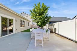 Lochwood Getaway - Shared Pool, Near State Park - Image 3
