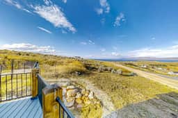 Serenity w/ Ideal Beach Access! - Image 3