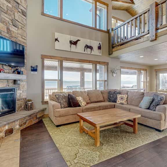 The Pirate Ship Chalet - Image 1